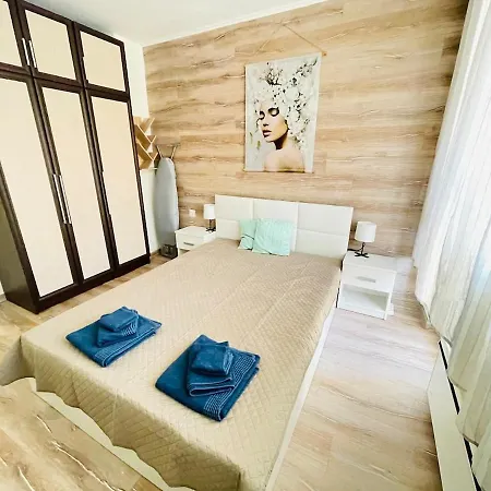 Lägenhet Glarus Varna